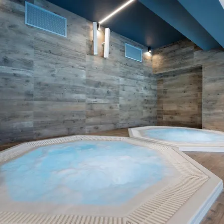 Baltini Premium Kasprowicza 20 A-b Z Basenem, Saunami I Jacuzzi