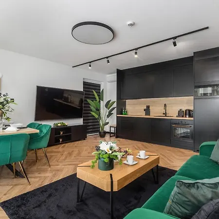 Baltini Premium Kasprowicza 20 A-b Z Basenem, Saunami I Jacuzzi *