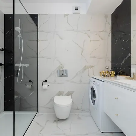 Baltini Premium Kasprowicza 20 A-b Z Basenem, Saunami I Jacuzzi Apartman *