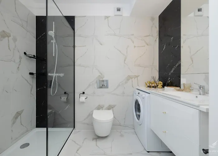 Baltini Premium Kasprowicza 20 A-b Z Basenem, Saunami I Jacuzzi Apartman *